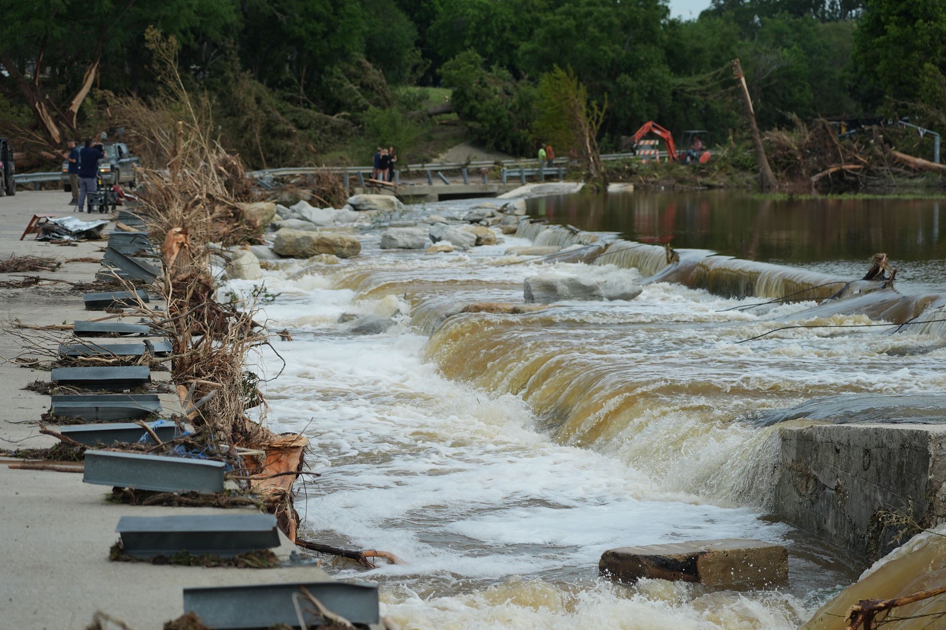 Death toll from flash floods in US state of Texas rises to 104 - Source: Getty